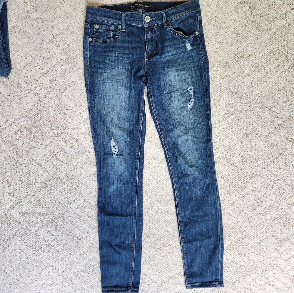 Woman's Express Jeans Size 6